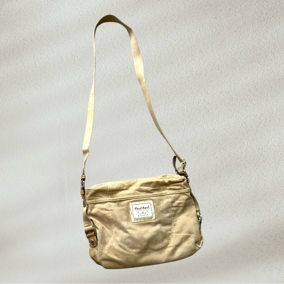 Fossil vintage Tan Canvas Crossbody Handbag  Shoulder Bag Adjustable Strap - Picture 2 of 14